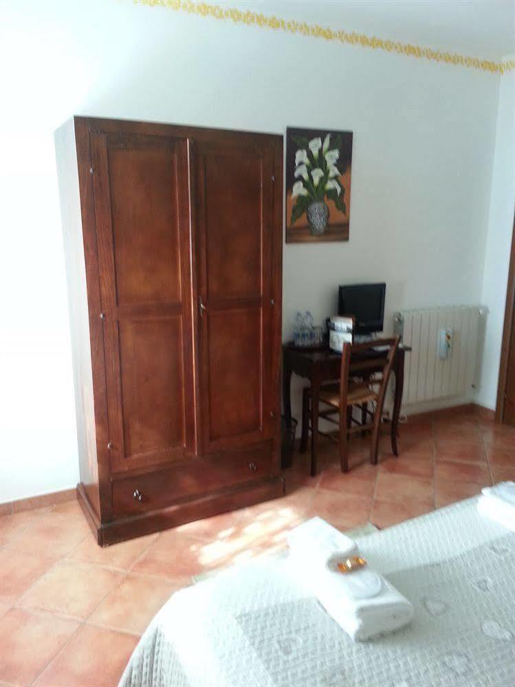 B&B La Casa Di Zefiro Limite Exteriör bild